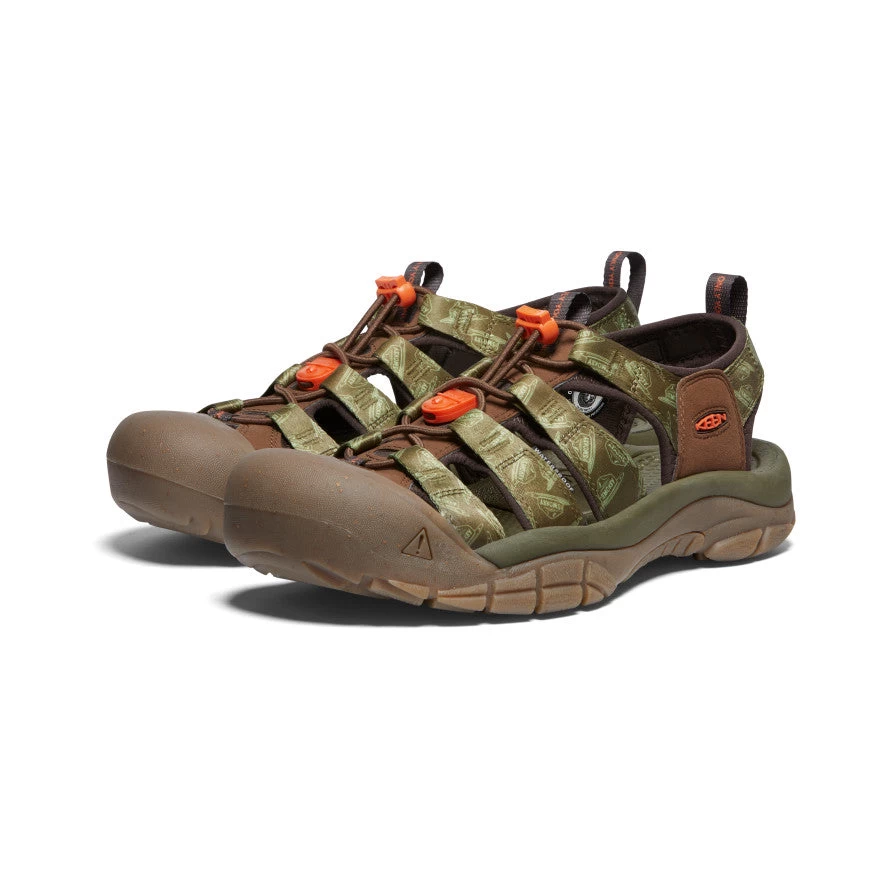 Keen Men's Newport Retro X Smokey Bear | Smokey Bear/Military Olive - Image 2