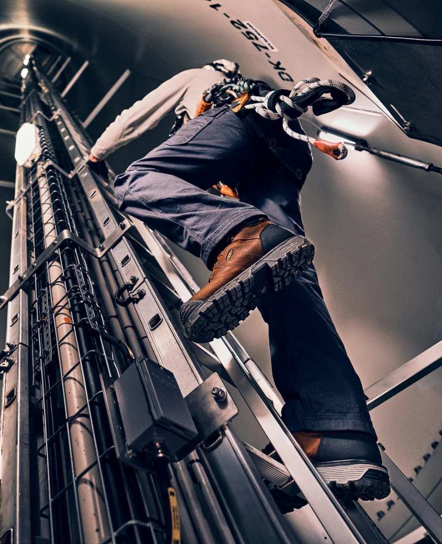 Keen Men's Camden 6" Waterproof Boot (Carbon-Fiber Toe) | Black/Black - Image 8