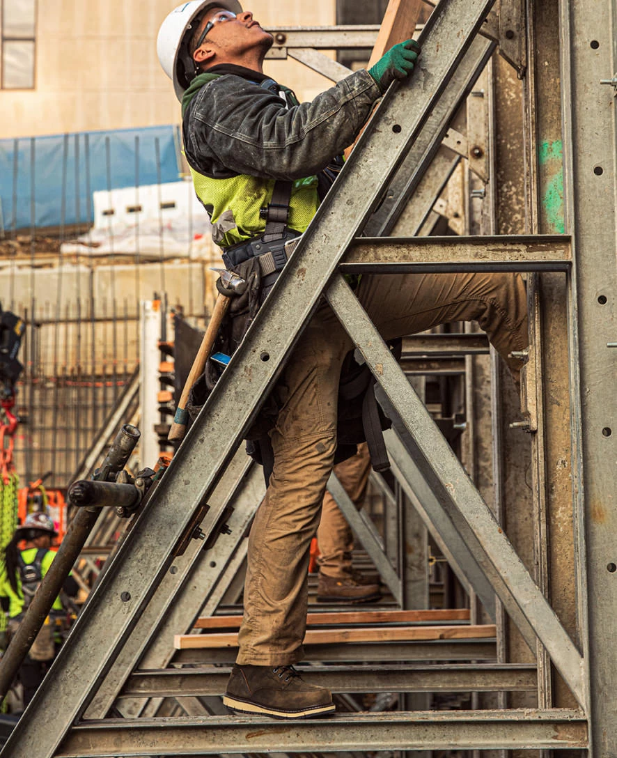 Keen Men's San Jose 6" Boot (Aluminum Toe) | Black/Caramel Cafe - Image 7