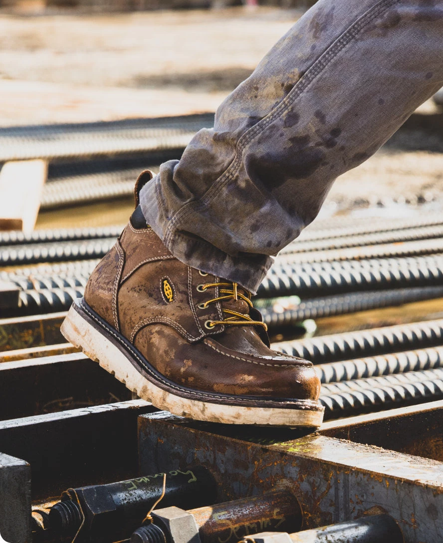 Keen Men's Cincinnati 6" Boot (Soft Toe) | Belgian/Sandshell - Image 6